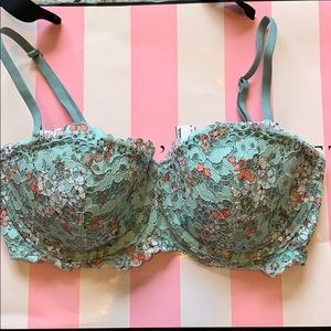 VS strapless lace bra